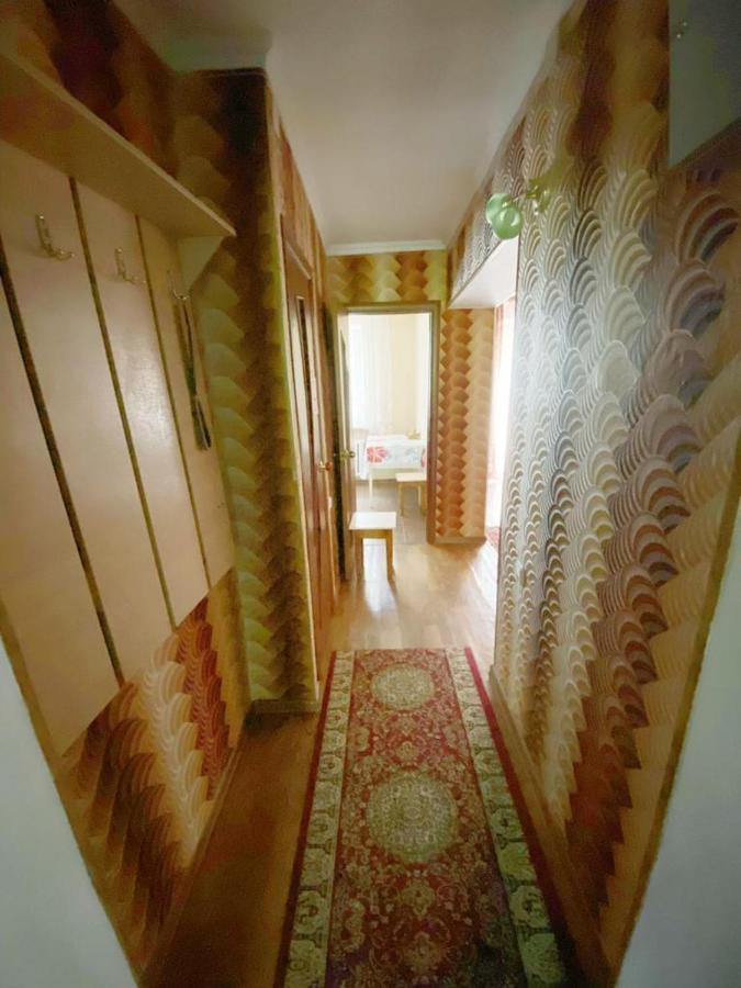 Квартира Напротив Аэропорта Apartment Turksib Exterior foto